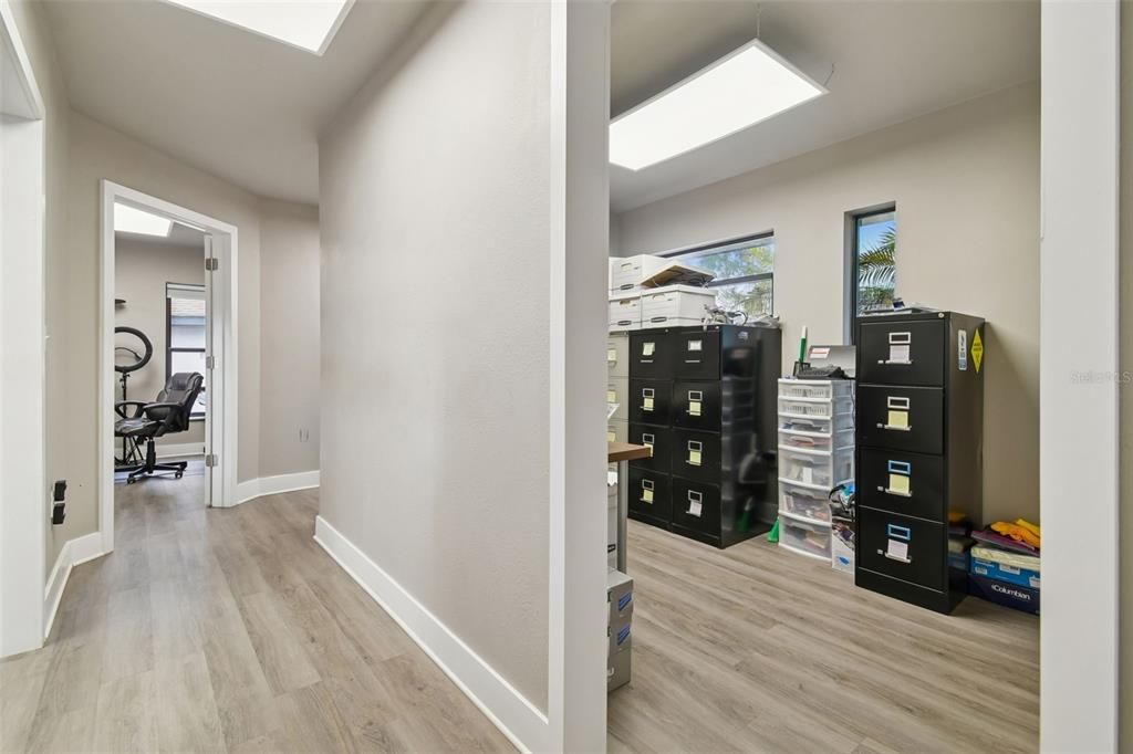 For Sale: $487,000 (2 beds, 2 baths, 1765 Square Feet)
