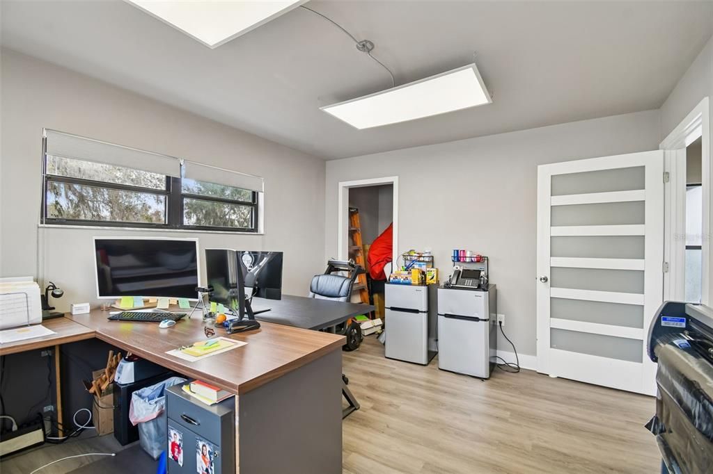 For Sale: $487,000 (2 beds, 2 baths, 1765 Square Feet)