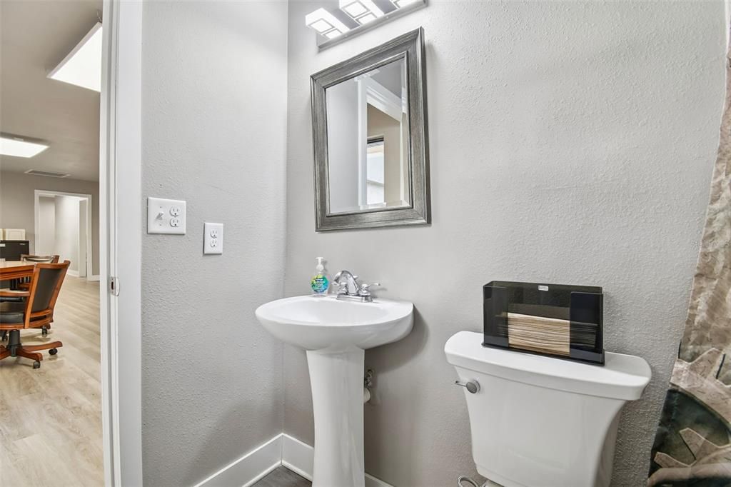 For Sale: $487,000 (2 beds, 2 baths, 1765 Square Feet)