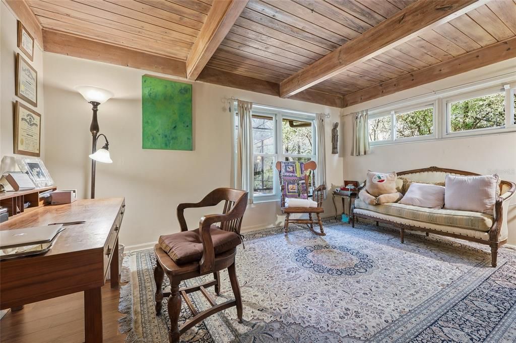 For Sale: $1,055,000 (5 beds, 3 baths, 3980 Square Feet)