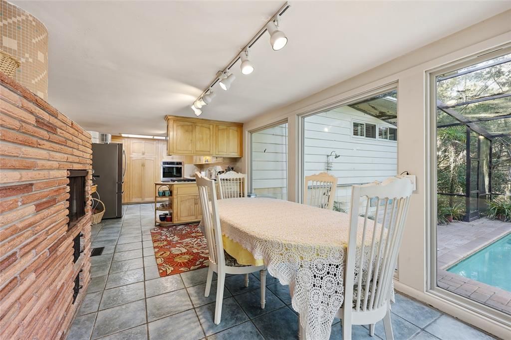 For Sale: $1,055,000 (5 beds, 3 baths, 3980 Square Feet)