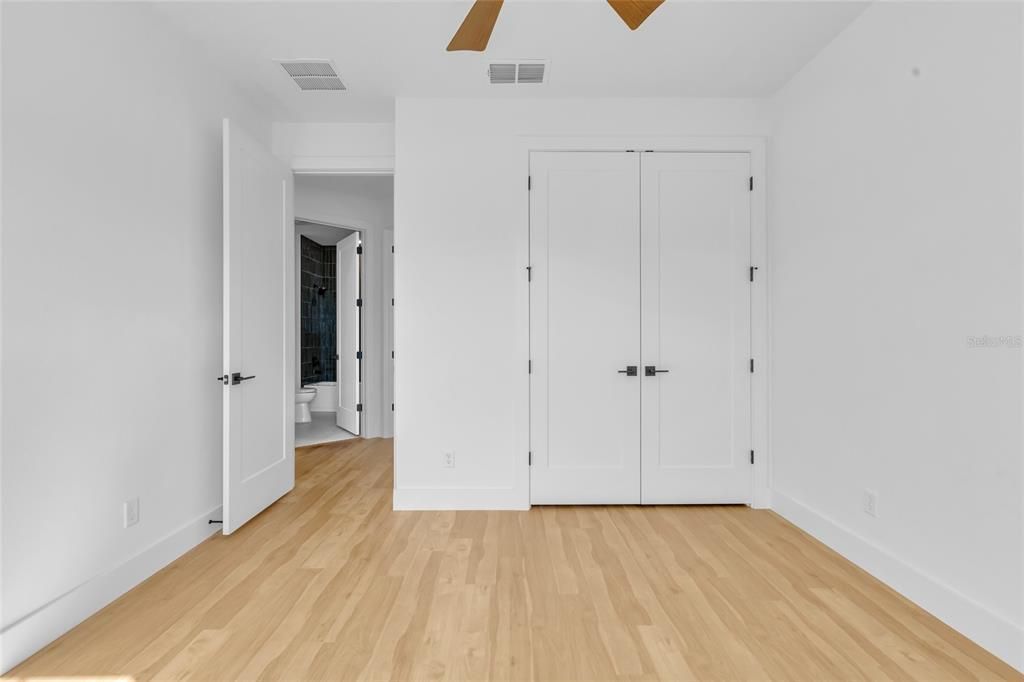 Active With Contract: $469,900 (4 beds, 2 baths, 2180 Square Feet)