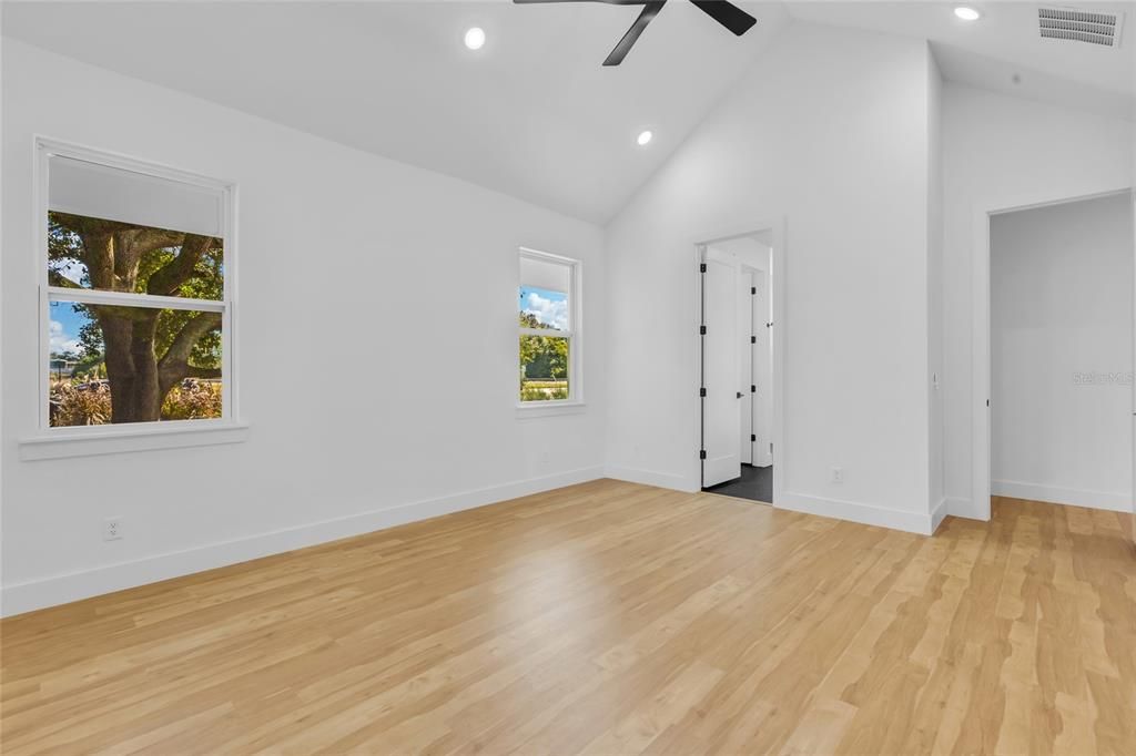 Active With Contract: $469,900 (4 beds, 2 baths, 2180 Square Feet)