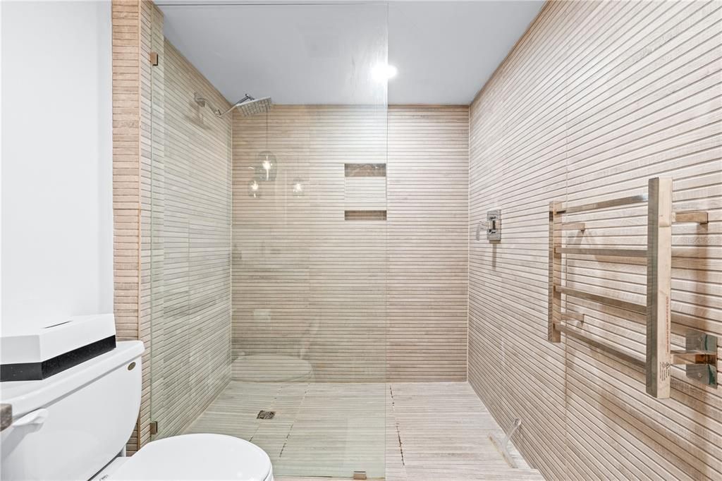 Activo con contrato: $1,685,000 (3 camas, 2 baños, 1386 Pies cuadrados)