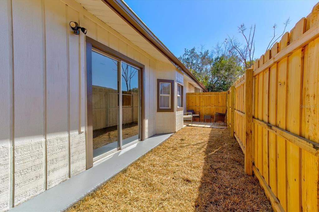Activo con contrato: $279,800 (2 camas, 2 baños, 1551 Pies cuadrados)