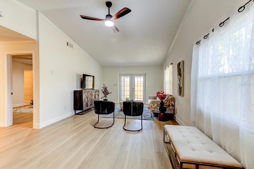 Activo con contrato: $279,800 (2 camas, 2 baños, 1551 Pies cuadrados)