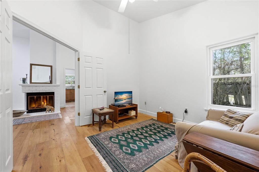 Active With Contract: $339,000 (3 beds, 2 baths, 1361 Square Feet)