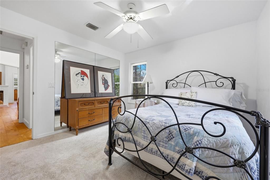 Active With Contract: $339,000 (3 beds, 2 baths, 1361 Square Feet)