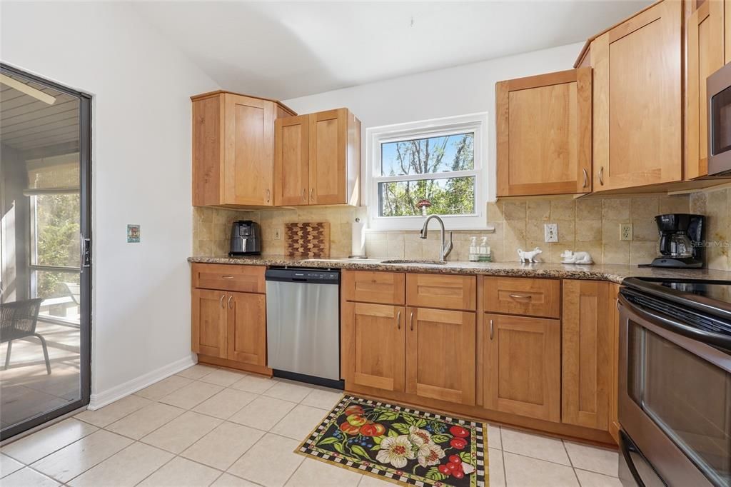 Active With Contract: $339,000 (3 beds, 2 baths, 1361 Square Feet)