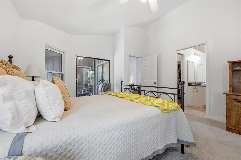 Active With Contract: $339,000 (3 beds, 2 baths, 1361 Square Feet)