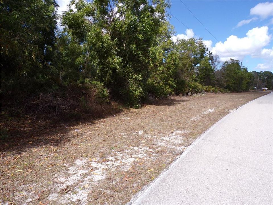 En Venta: $45,990 (0.47 acres)