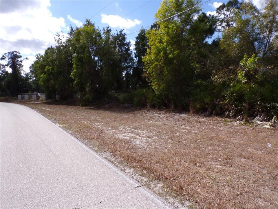 En Venta: $45,990 (0.47 acres)