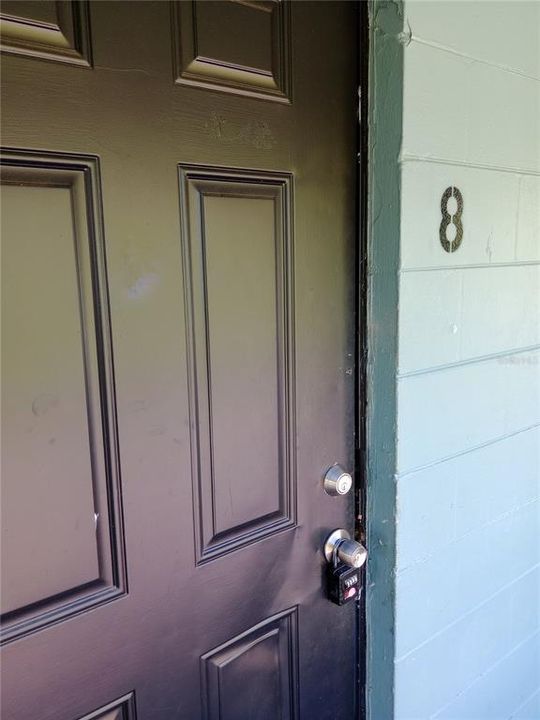 For Rent: $1,000 (2 beds, 1 baths, 543 Square Feet)