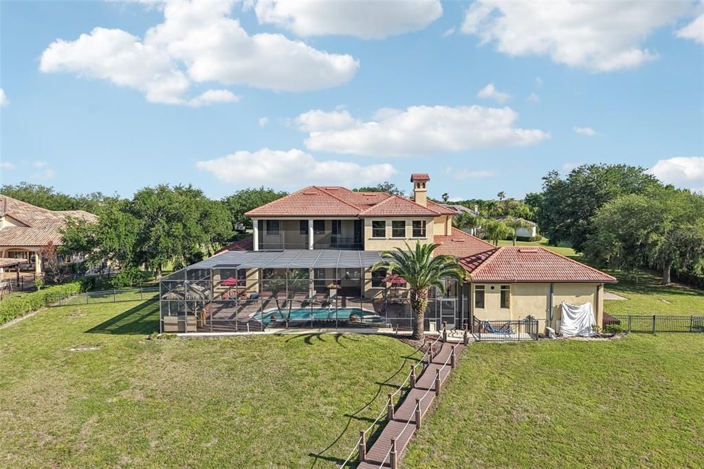 For Sale: $2,750,000 (6 beds, 6 baths, 5882 Square Feet)