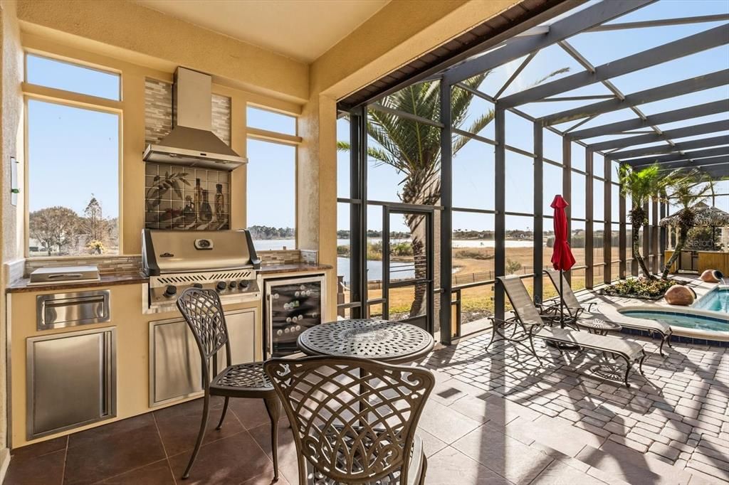 For Sale: $2,750,000 (6 beds, 6 baths, 5882 Square Feet)