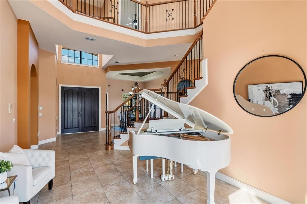For Sale: $2,750,000 (6 beds, 6 baths, 5882 Square Feet)