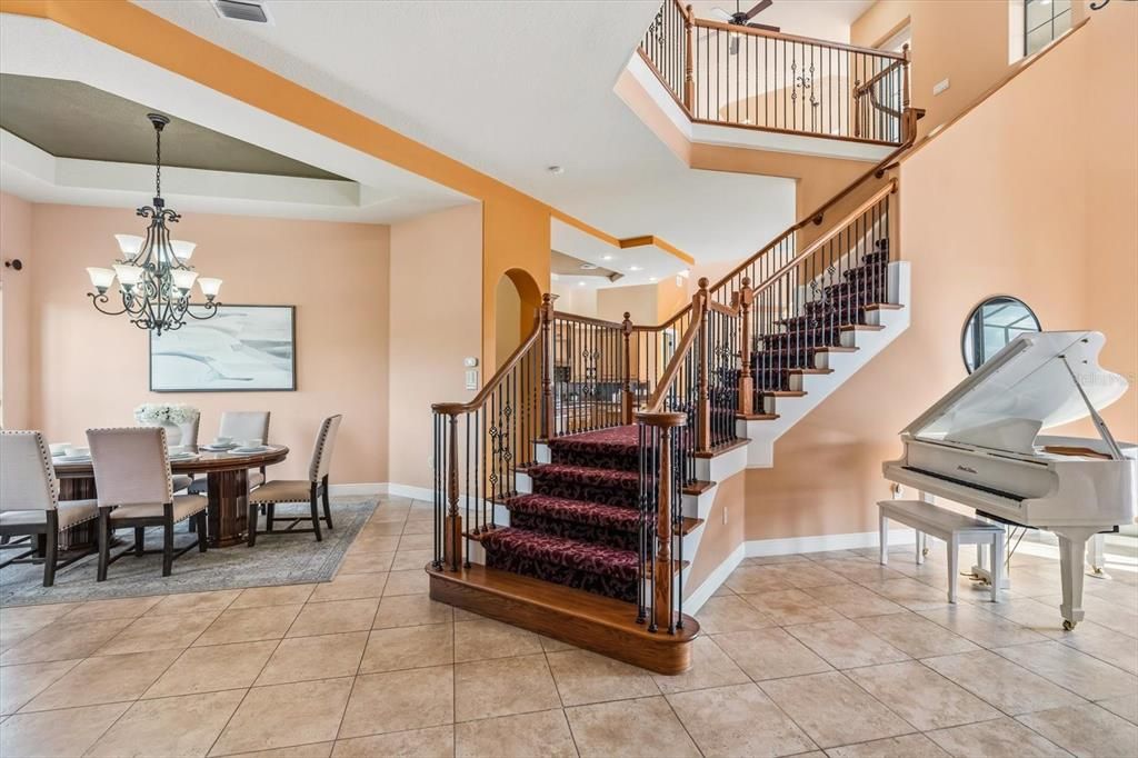 For Sale: $2,750,000 (6 beds, 6 baths, 5882 Square Feet)