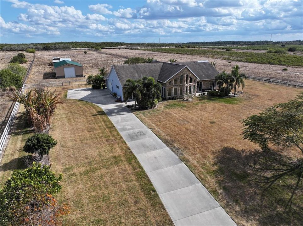 For Sale: $775,000 (3 beds, 3 baths, 2665 Square Feet)