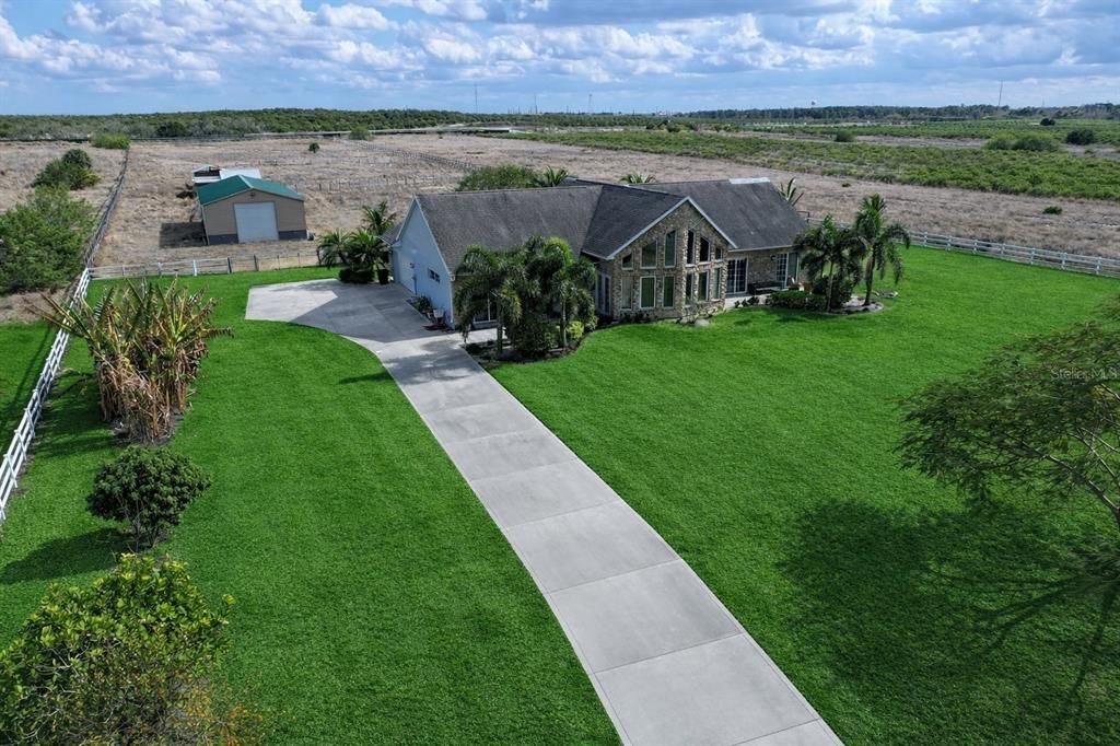 For Sale: $775,000 (3 beds, 3 baths, 2665 Square Feet)