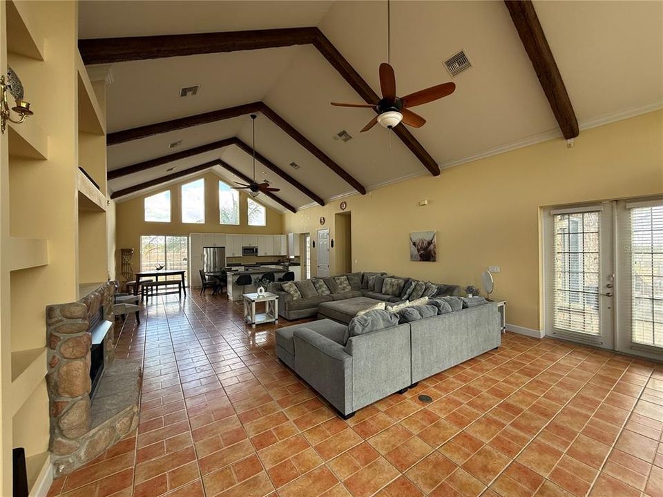 For Sale: $775,000 (3 beds, 3 baths, 2665 Square Feet)