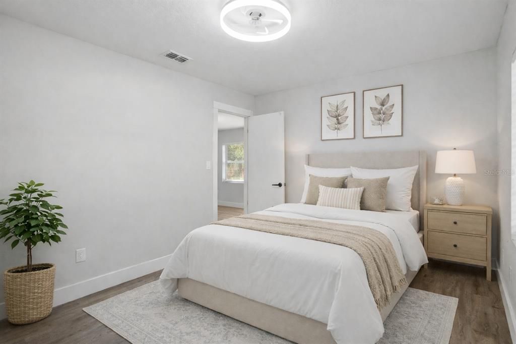 For Sale: $204,999 (3 beds, 1 baths, 986 Square Feet)