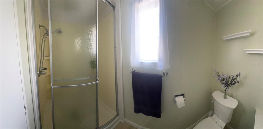 For Sale: $239,900 (2 beds, 2 baths, 1165 Square Feet)