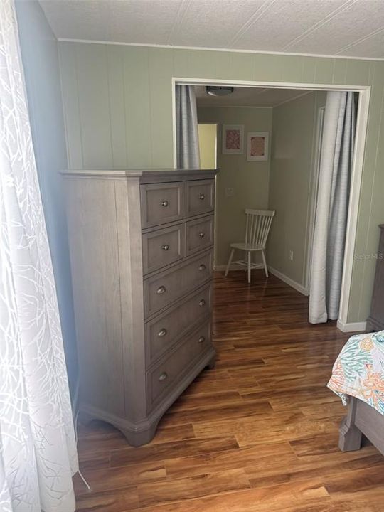 For Sale: $239,900 (2 beds, 2 baths, 1165 Square Feet)