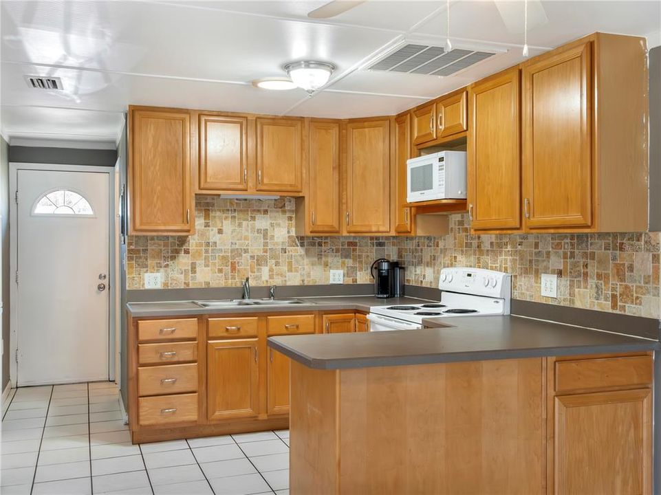 En Venta: $130,000 (2 camas, 1 baños, 704 Pies cuadrados)