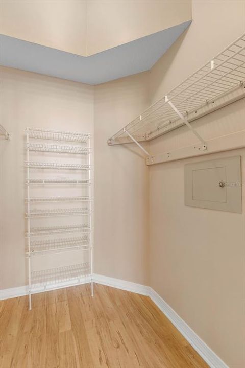 En Venta: $499,000 (2 camas, 2 baños, 1407 Pies cuadrados)
