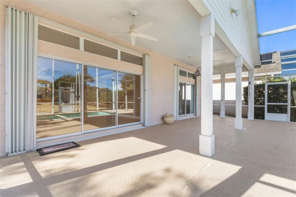 En Venta: $499,000 (2 camas, 2 baños, 1407 Pies cuadrados)