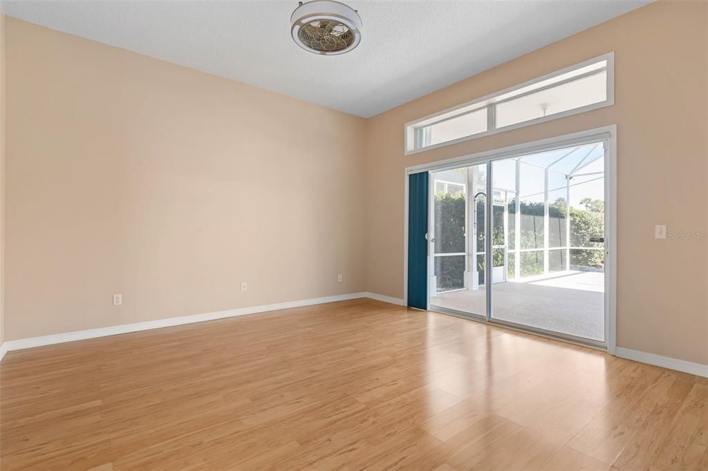 En Venta: $499,000 (2 camas, 2 baños, 1407 Pies cuadrados)