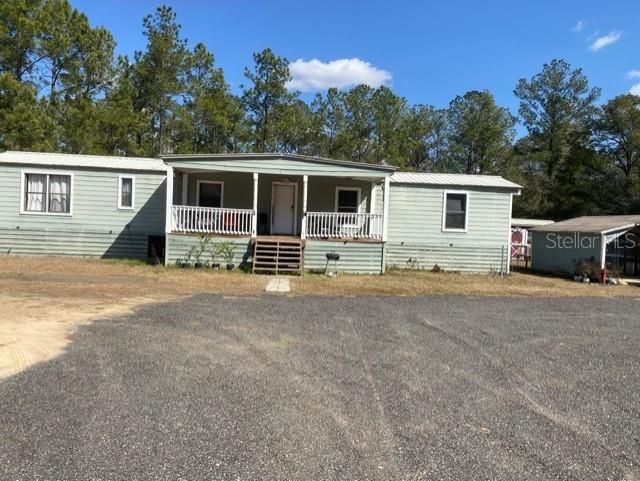 For Sale: $100,000 (2 beds, 2 baths, 924 Square Feet)