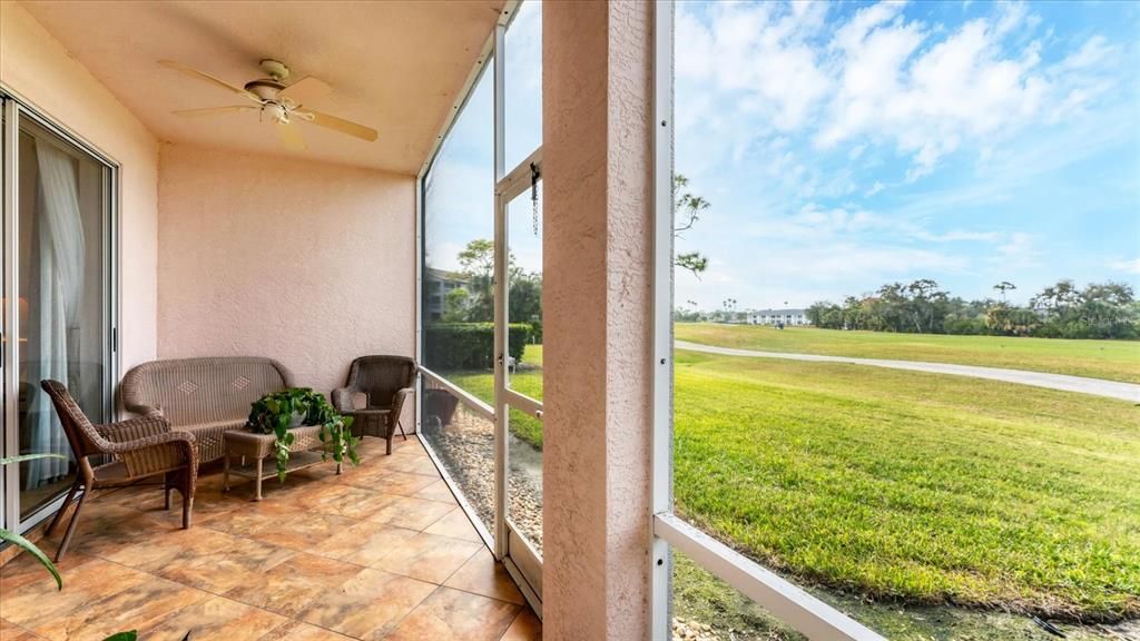 На продажу: $249,000 (2 спален, 2 ванн, 1106 Квадратных фут)