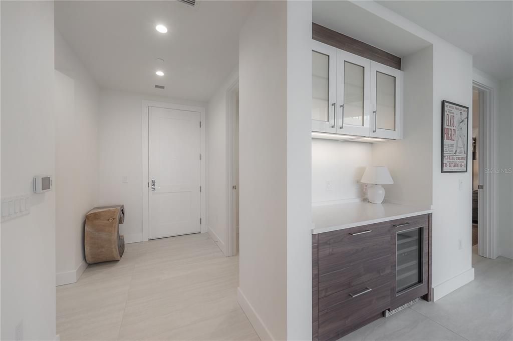 For Rent: $8,500 (2 beds, 2 baths, 1821 Square Feet)