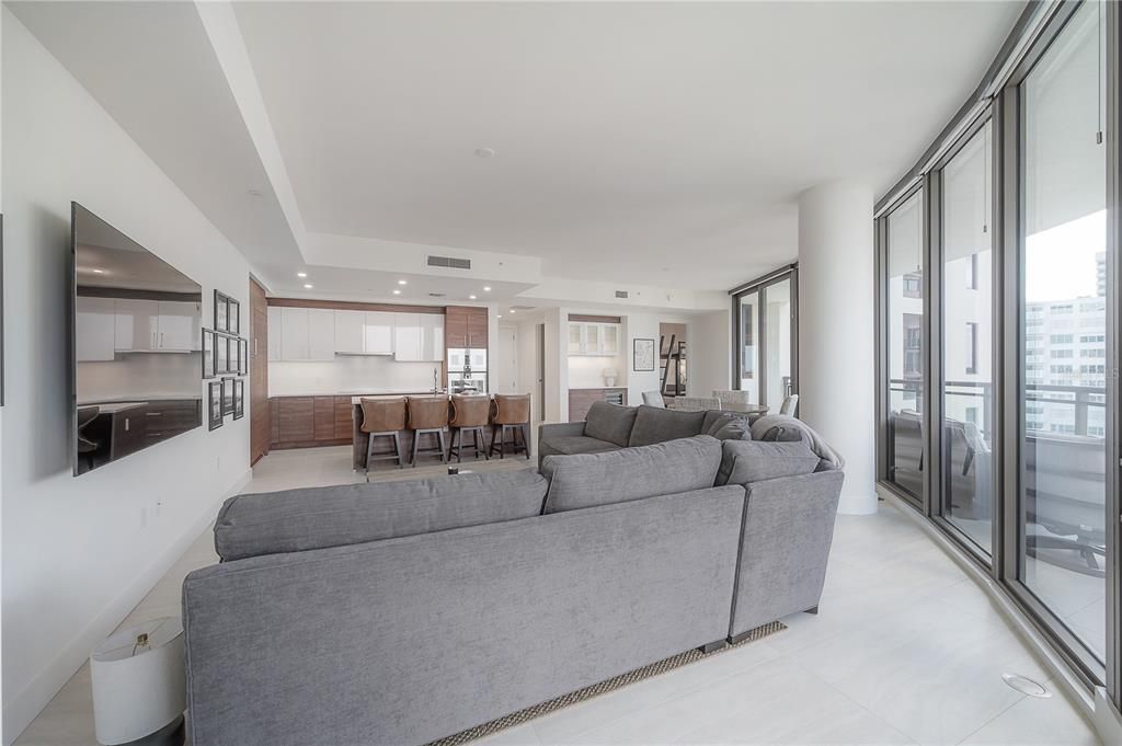 For Rent: $8,500 (2 beds, 2 baths, 1821 Square Feet)