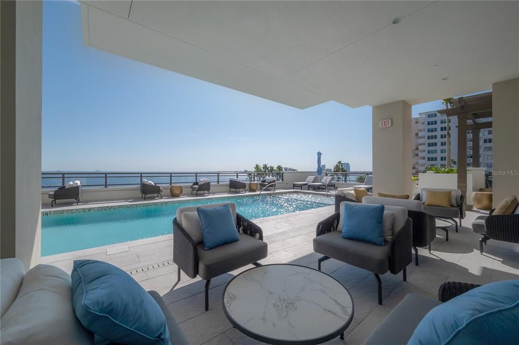 For Rent: $8,500 (2 beds, 2 baths, 1821 Square Feet)