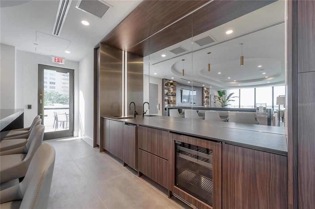 For Rent: $8,500 (2 beds, 2 baths, 1821 Square Feet)