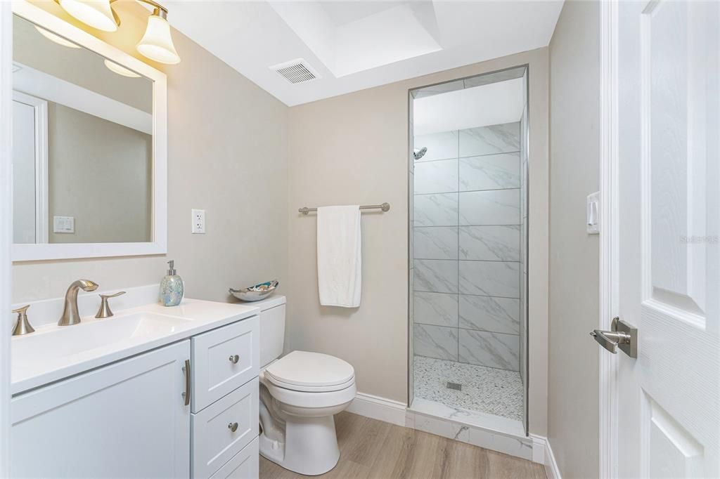 For Sale: $274,900 (2 beds, 2 baths, 1150 Square Feet)