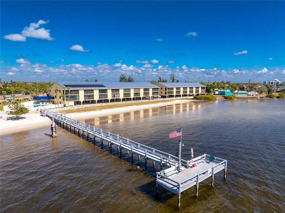 For Sale: $274,900 (2 beds, 2 baths, 1150 Square Feet)