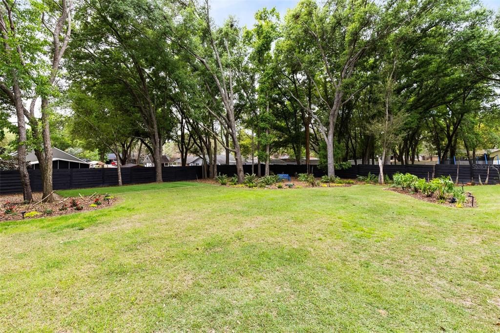 For Sale: $895,000 (3 beds, 2 baths, 2237 Square Feet)