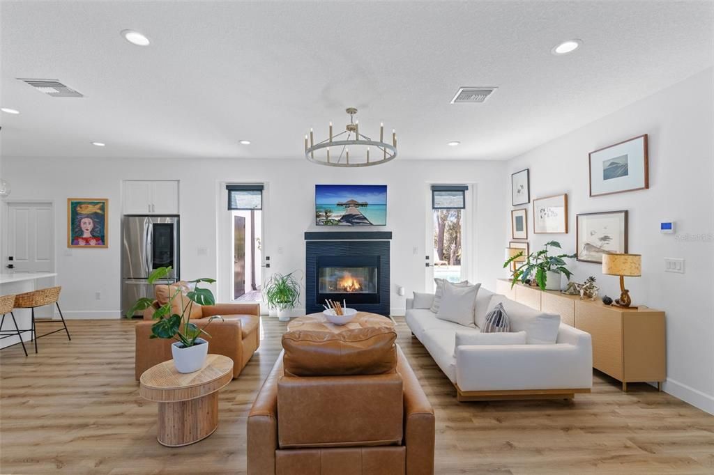 For Sale: $895,000 (3 beds, 2 baths, 2237 Square Feet)