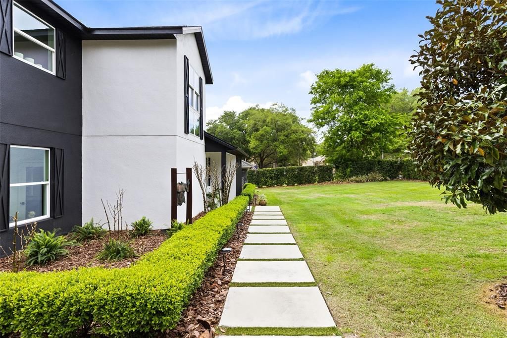 For Sale: $895,000 (3 beds, 2 baths, 2237 Square Feet)