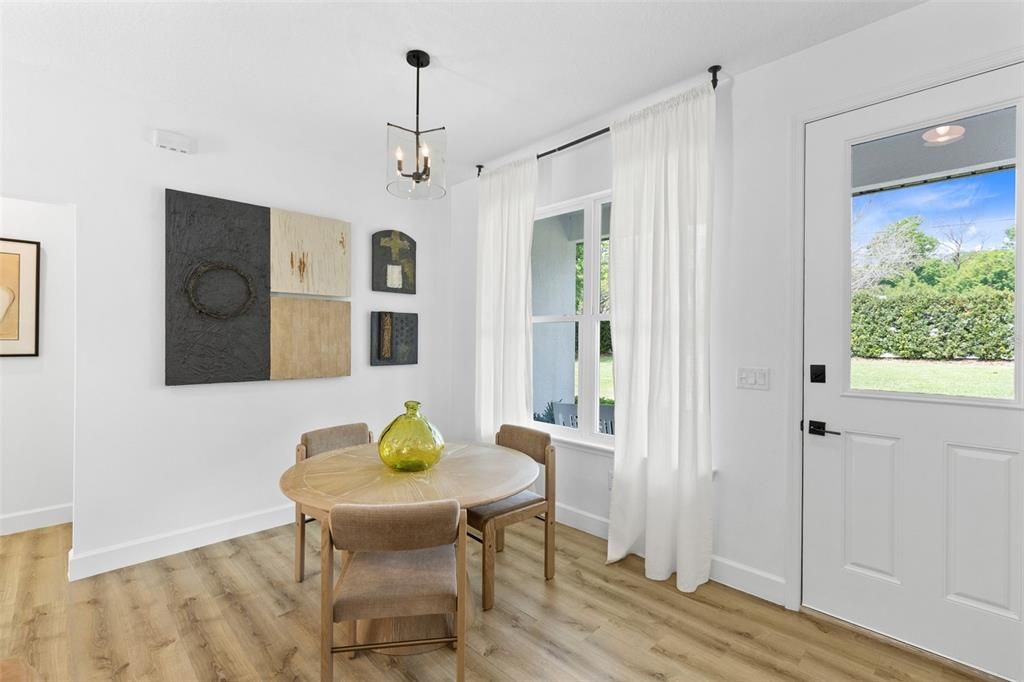 For Sale: $895,000 (3 beds, 2 baths, 2237 Square Feet)