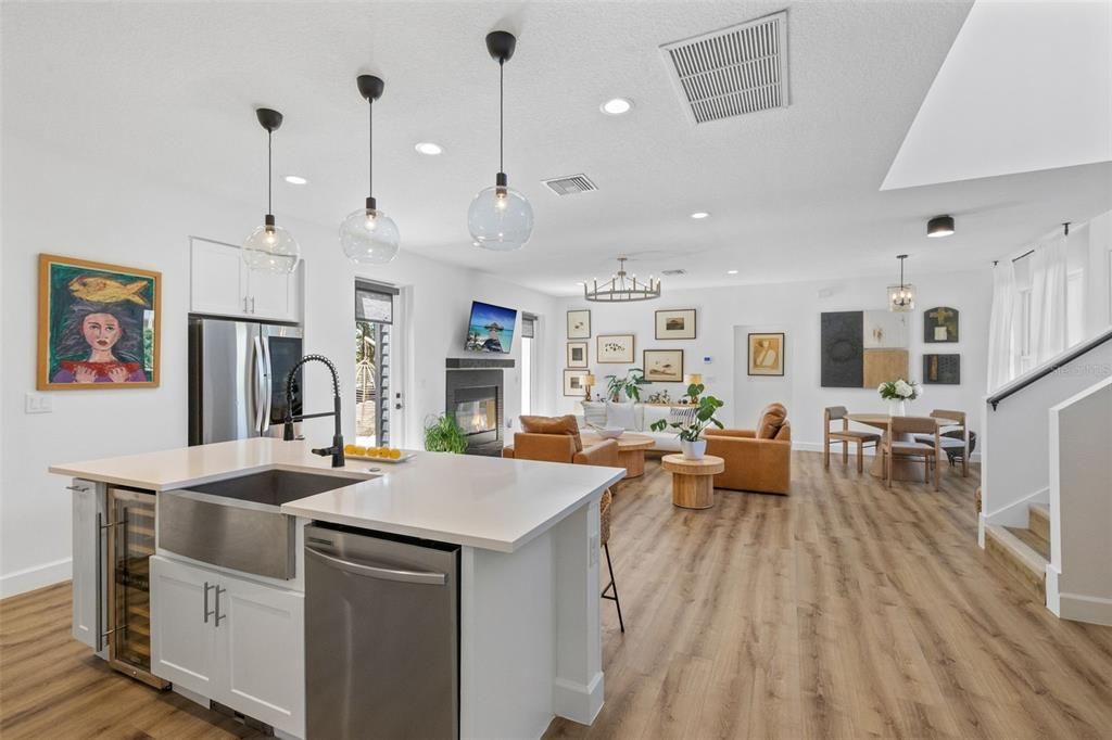 For Sale: $895,000 (3 beds, 2 baths, 2237 Square Feet)