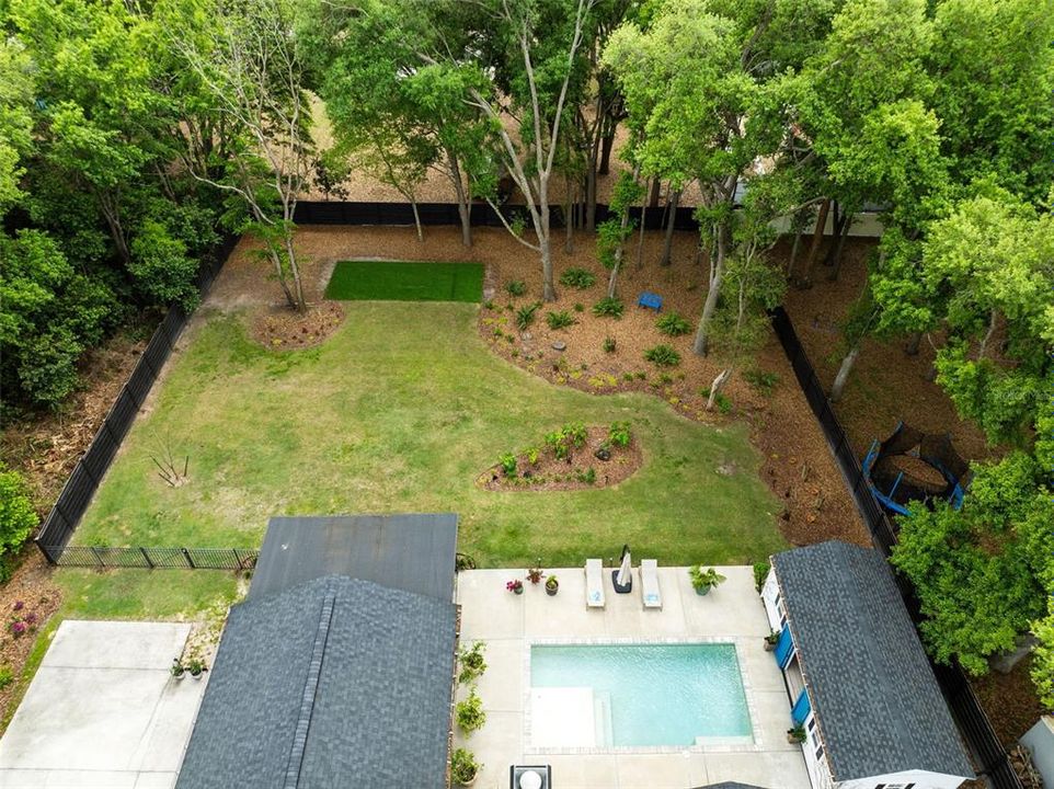 For Sale: $895,000 (3 beds, 2 baths, 2237 Square Feet)