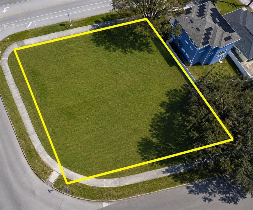 En Venta: $2,995,000 (0.53 acres)
