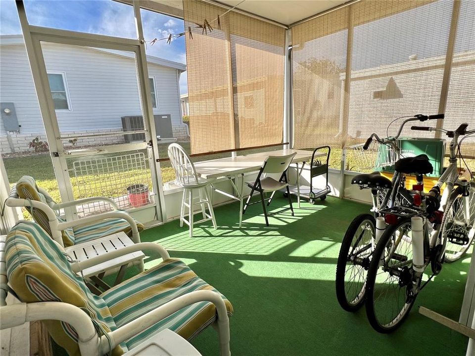 Activo con contrato: $125,000 (2 camas, 2 baños, 864 Pies cuadrados)