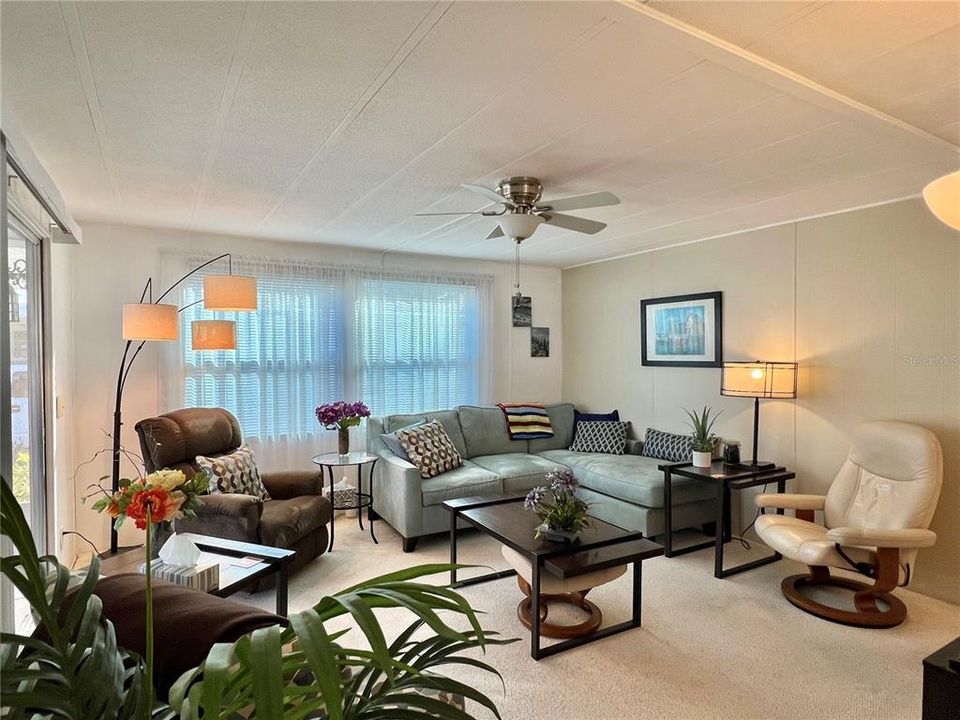Activo con contrato: $125,000 (2 camas, 2 baños, 864 Pies cuadrados)