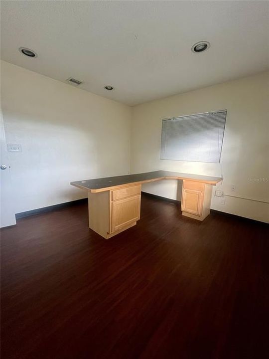 For Sale: $19,200 (0 beds, 0 baths, 1050 Square Feet)