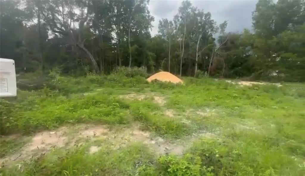 На продажу: $26,500 (0.18 acres)